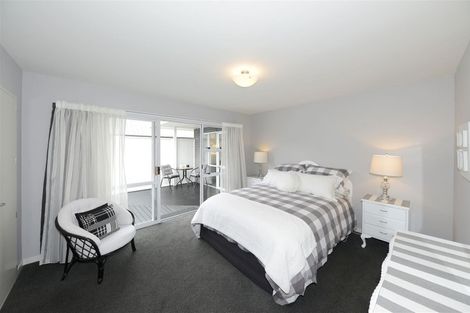 Photo of property in 5b Memorial Avenue, Ilam, Christchurch, 8053