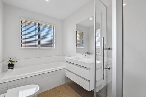 Photo of property in 218 Aubrey Road, Wanaka, 9305