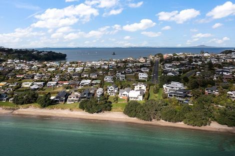 Photo of property in 58 Tindalls Bay Road, Tindalls Beach, Whangaparaoa, 0930