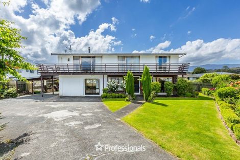Photo of property in 22a Oxford Crescent, Ebdentown, Upper Hutt, 5018