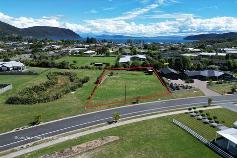 Photo of property in 5 Pukatea Lane, Kinloch, Taupo, 3377