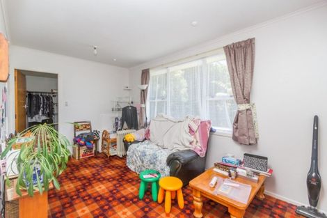 Photo of property in 1/10 Mckelvey Place, Tawa, Wellington, 5028