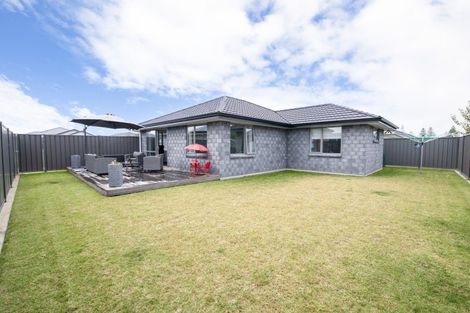 Photo of property in 21 Hurunui Drive, Te Awa, Napier, 4110