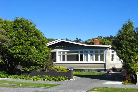 Photo of property in 52 Marlborough Street, Greymouth, 7805