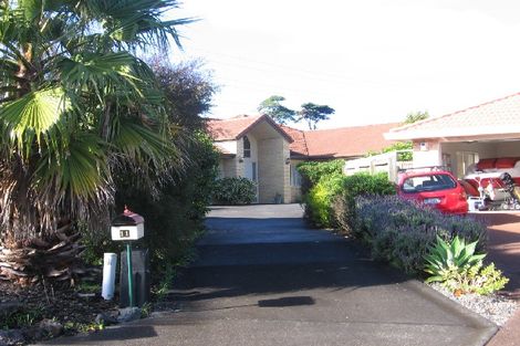 Photo of property in 11 Jade Court, Rosedale, Auckland, 0632