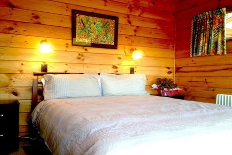 Photo of property in 39 Tremaine Avenue, Two Mile Bay, Taupo, 3330