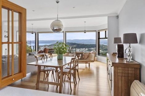 Photo of property in 33 Karepa Street, Brooklyn, Wellington, 6021