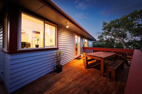 Photo of property in 39 Lincoln Terrace, Hokowhitu, Palmerston North, 4410