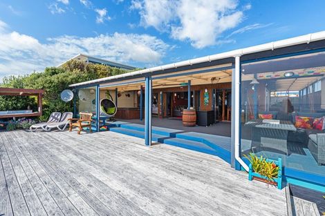 Photo of property in 159 Pukehina Parade, Pukehina, Te Puke, 3189