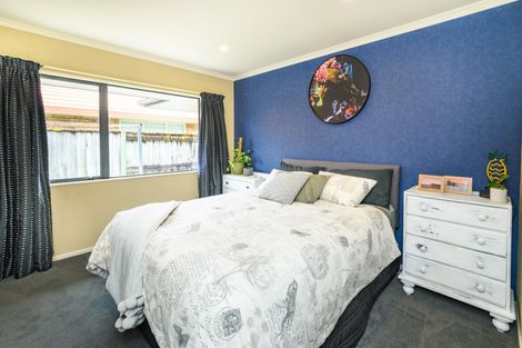 Photo of property in 54 Roberts Line, Kelvin Grove, Palmerston North, 4414
