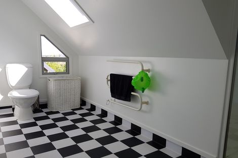 Photo of property in 380 Letts Gully Road, Letts Gully, Alexandra, 9393