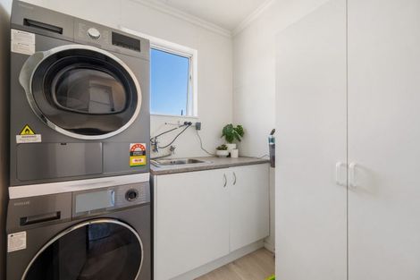 Photo of property in 102 Inniscort Street, Cromwell, 9310