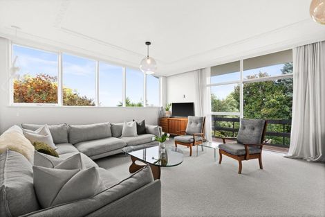 Photo of property in 10 Rakau Street, Havelock North, 4130