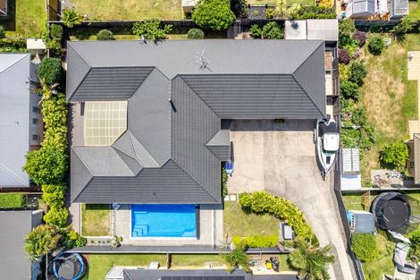 Photo of property in 6 Madeira Close, Papamoa Beach, Papamoa, 3118