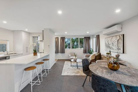 Photo of property in 4b Bosun Place, Te Atatu Peninsula, Auckland, 0610