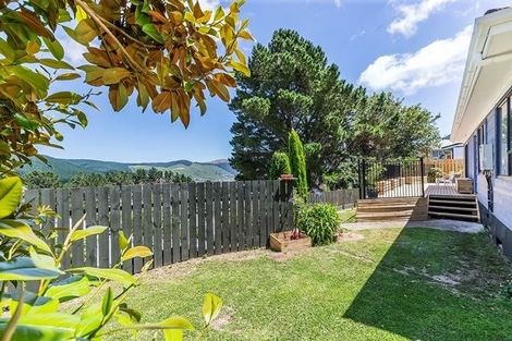 Photo of property in 26 Tobago Crescent, Grenada North, Wellington, 5028