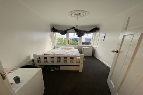 Photo of property in 1/48 Titirangi Road, New Lynn, Auckland, 0600