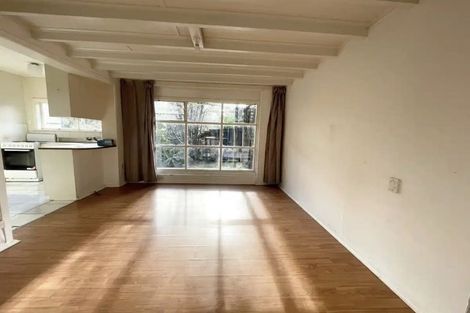 Photo of property in 19 Golf Road, New Lynn, Auckland, 0600