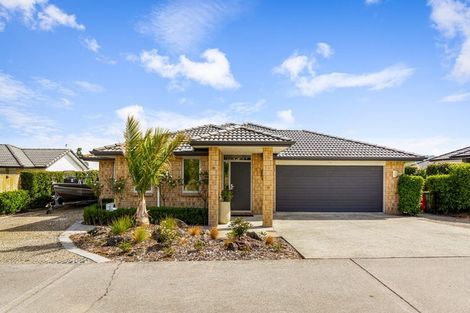 Photo of property in 44c Gilbransen Road, Kumeu, 0810