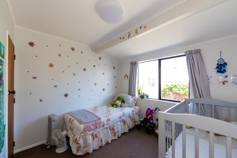 Photo of property in 7 Avenue Road, Greenmeadows, Napier, 4112