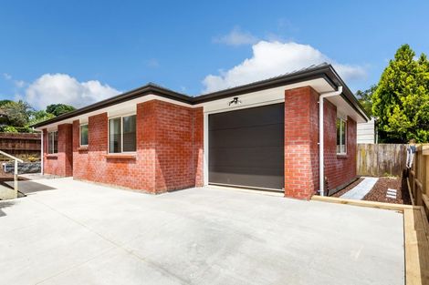 Photo of property in 65 Kurnell Drive, Botany Downs, Auckland, 2010
