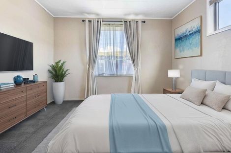 Photo of property in 2 Muir Avenue, Mangere Bridge, Auckland, 2022