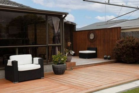 Photo of property in 4 Endeavour Place, Lyttelton, 8082