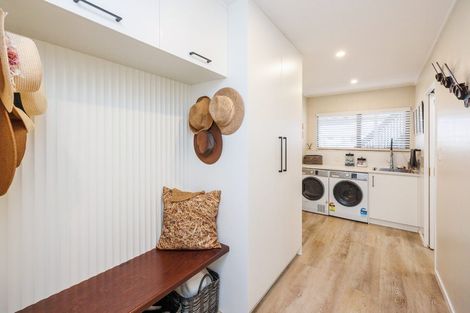 Photo of property in 8 Roore Street, Foxton Beach, Foxton, 4815