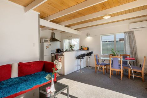 Photo of property in 52 Henderson Crescent, Parkvale, Tauranga, 3112