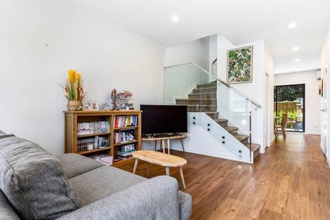 Photo of property in 74e Mckenzie Road, Mangere Bridge, Auckland, 2022