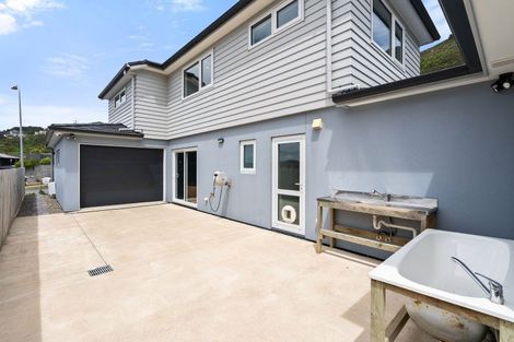 Photo of property in 8 Porokaiwhiri Street, Crofton Downs, Wellington, 6035