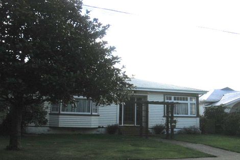 Photo of property in 1 Saint Albans Grove, Woburn, Lower Hutt, 5010