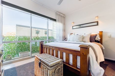 Photo of property in 10/4u Seaview Road, Paraparaumu Beach, Paraparaumu, 5032