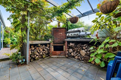 Photo of property in 69f Karamea Street, Whalers Gate, New Plymouth, 4310