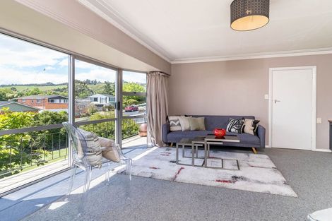Photo of property in 10 Kinmont Crescent, Kinmont Park, Mosgiel, 9024
