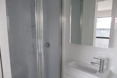 Photo of property in 11 Makamaka Lane, Albany Heights, Auckland, 0632