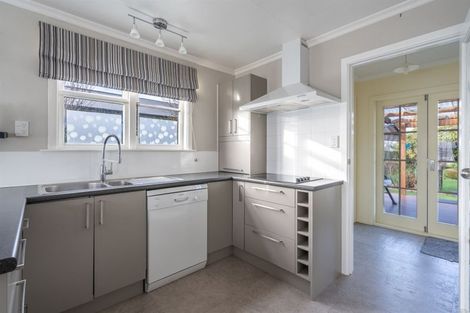 Photo of property in 24 Irving Street, Gore, 9710