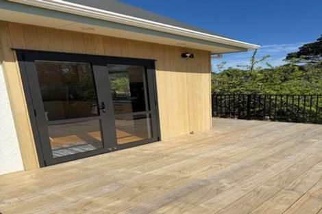 Photo of property in 1 Renown Road, Raumati South, Paraparaumu, 5032