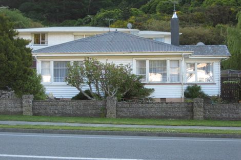 Photo of property in 57 Wairau Road, Picton, 7220