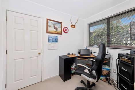 Photo of property in 9 Orchard Place, Lynmore, Rotorua, 3010