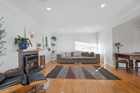 Photo of property in 1/146 Rangatira Road, Beach Haven, Auckland, 0626