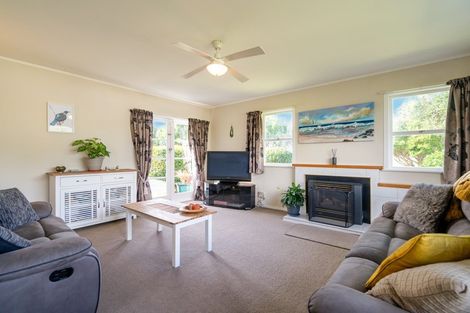 Photo of property in 1 Butler Place, Te Kamo, Whangarei, 0112