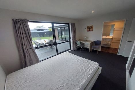 Photo of property in 3 Bargrove Close, Halswell, Christchurch, 8025