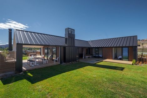 Photo of property in 3 Little Alpha Loop, Wanaka, 9305