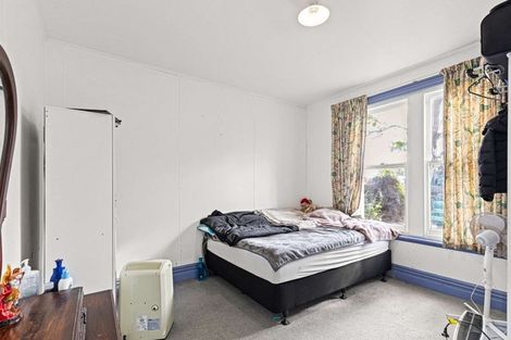 Photo of property in 624 Featherston Street, Roslyn, Palmerston North, 4414