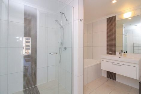 Photo of property in Bellagio Apartments, 4e/39 Taranaki Street, Te Aro, Wellington, 6011