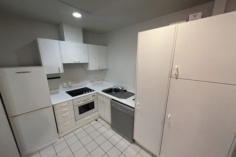 Photo of property in Terrace Tower Apartments, 126 The Terrace, Wellington Central, Wellington, 6011