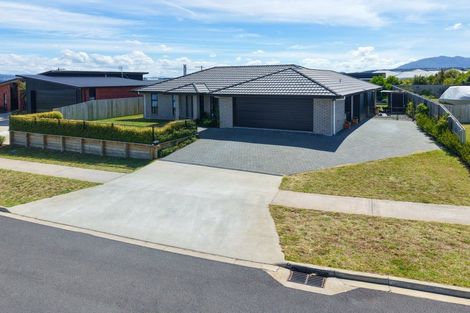 Photo of property in 13 Wai Terrace, Wharewaka, Taupo, 3330