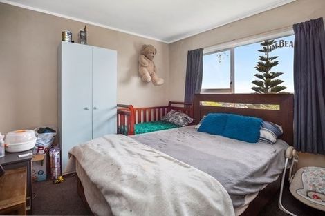 Photo of property in 59 Baylands Drive, Newlands, Wellington, 6037