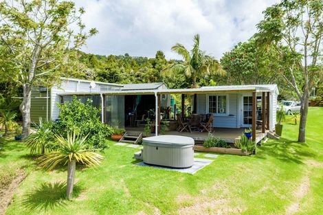 Photo of property in 59 Wairimu Way, Waipu, 0582
